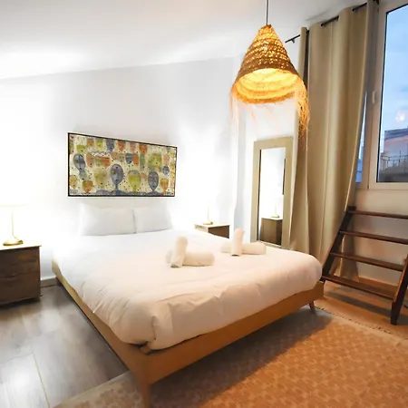 Atico Con Terraza En La Zona Del Carmen * Valencia