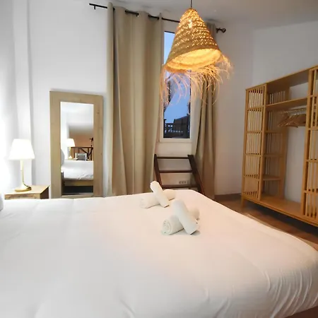 Atico Con Terraza En La Zona Del Carmen * Valencia