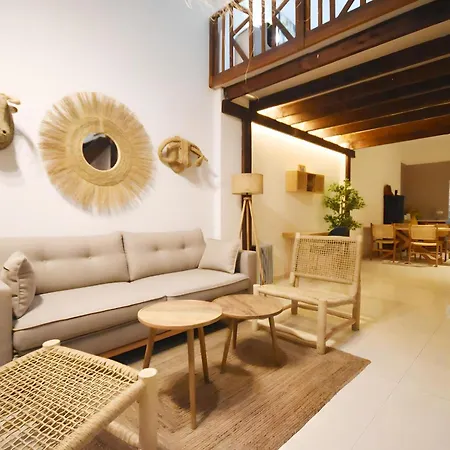 Apartment Atico Con Terraza En La Zona Del Carmen *